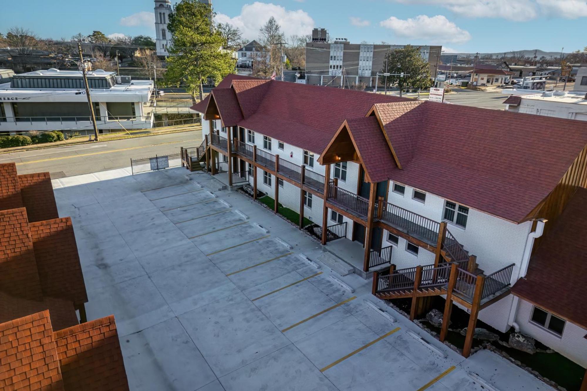 Best Court Hot Springs Exterior photo